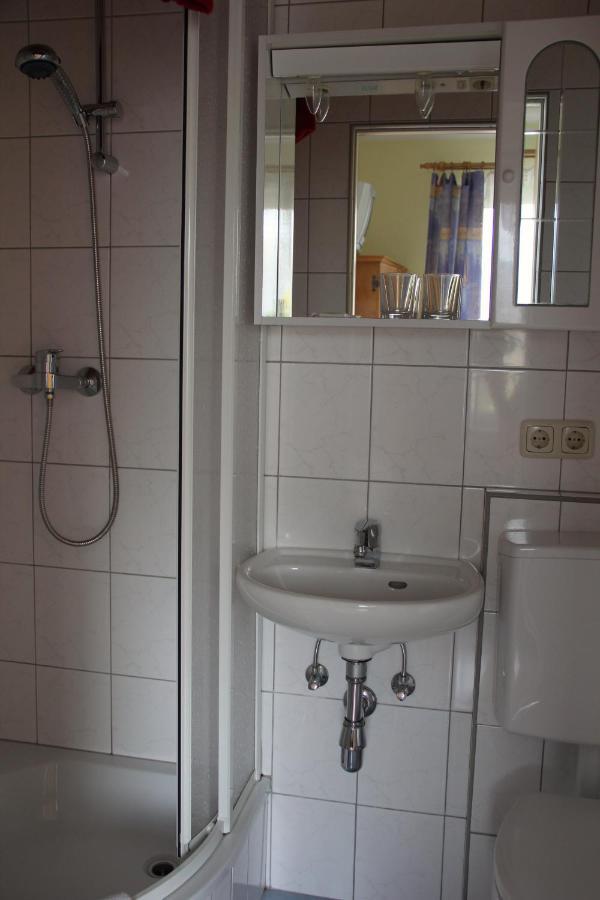 Gasthof-Pension Reidnwirt Baldramsdorf Δωμάτιο φωτογραφία